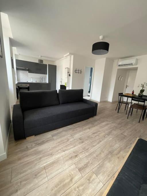 Appartement1 Neuf Climatisee Blaye Exteriör bild